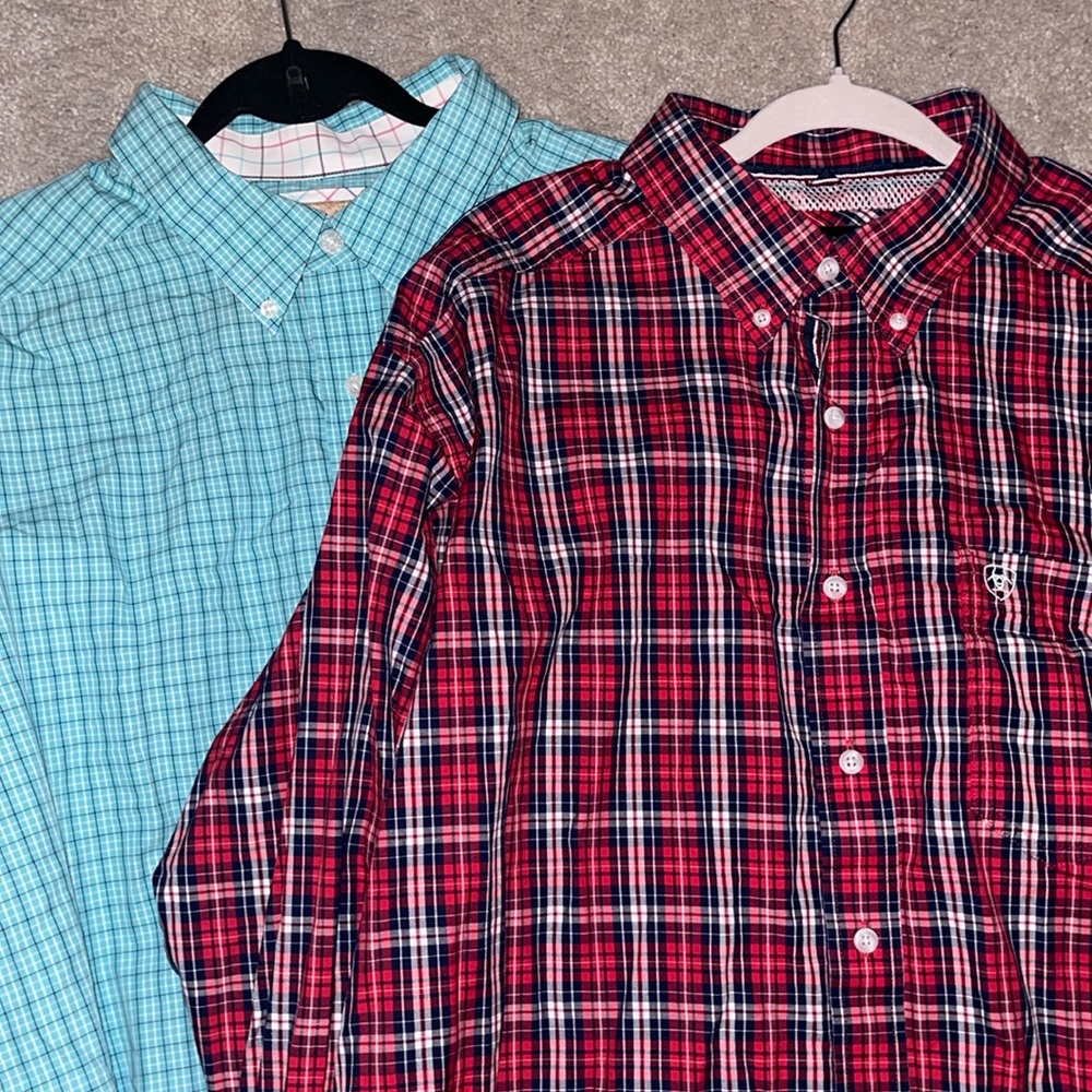 👔 Bundle of 2 Ariat 2XL Men’s long-sleeve button up dress shirts.